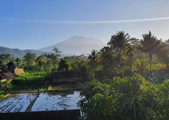 Nana * Sidemen (Bali)